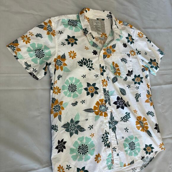 Quiksilver Men’s White Blue Floral Button Shirt US XL Modern Fit 100% Cotton - Picture 3 of 12